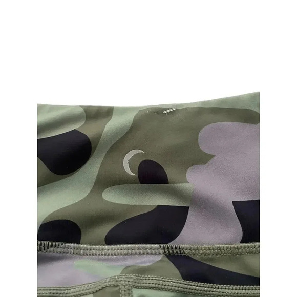 Zyia Active Green Skinny Camouflage Compression Leggings Size Large - Picture 7 of 7